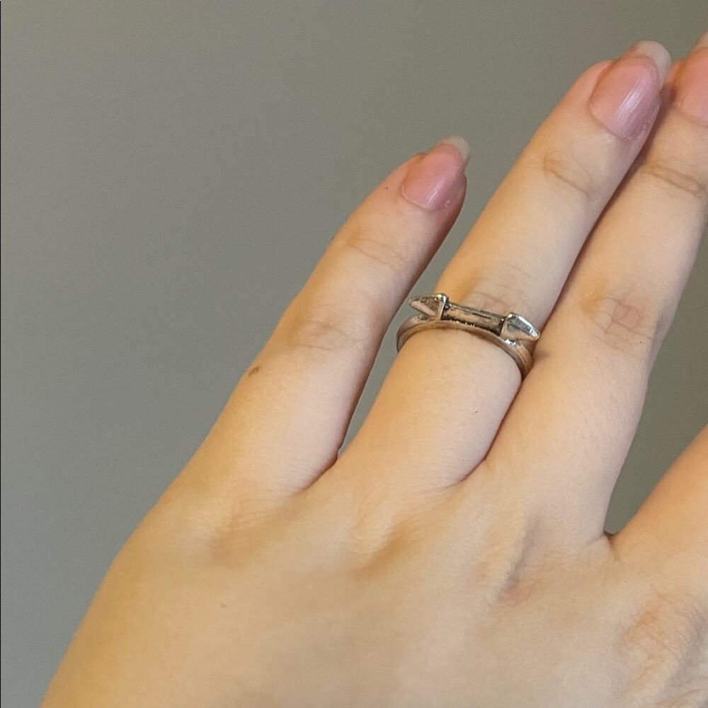 Elegant Silver Ring 5